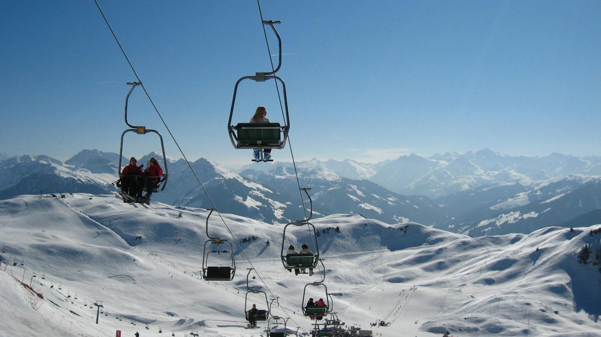 Hotel Zentral ****Superior Kirchberg in Tirol Eksteriør bilde