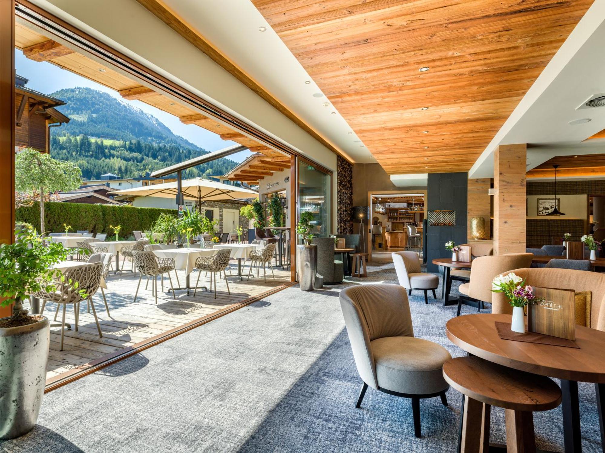 Hotel Zentral ****Superior Kirchberg in Tirol Eksteriør bilde