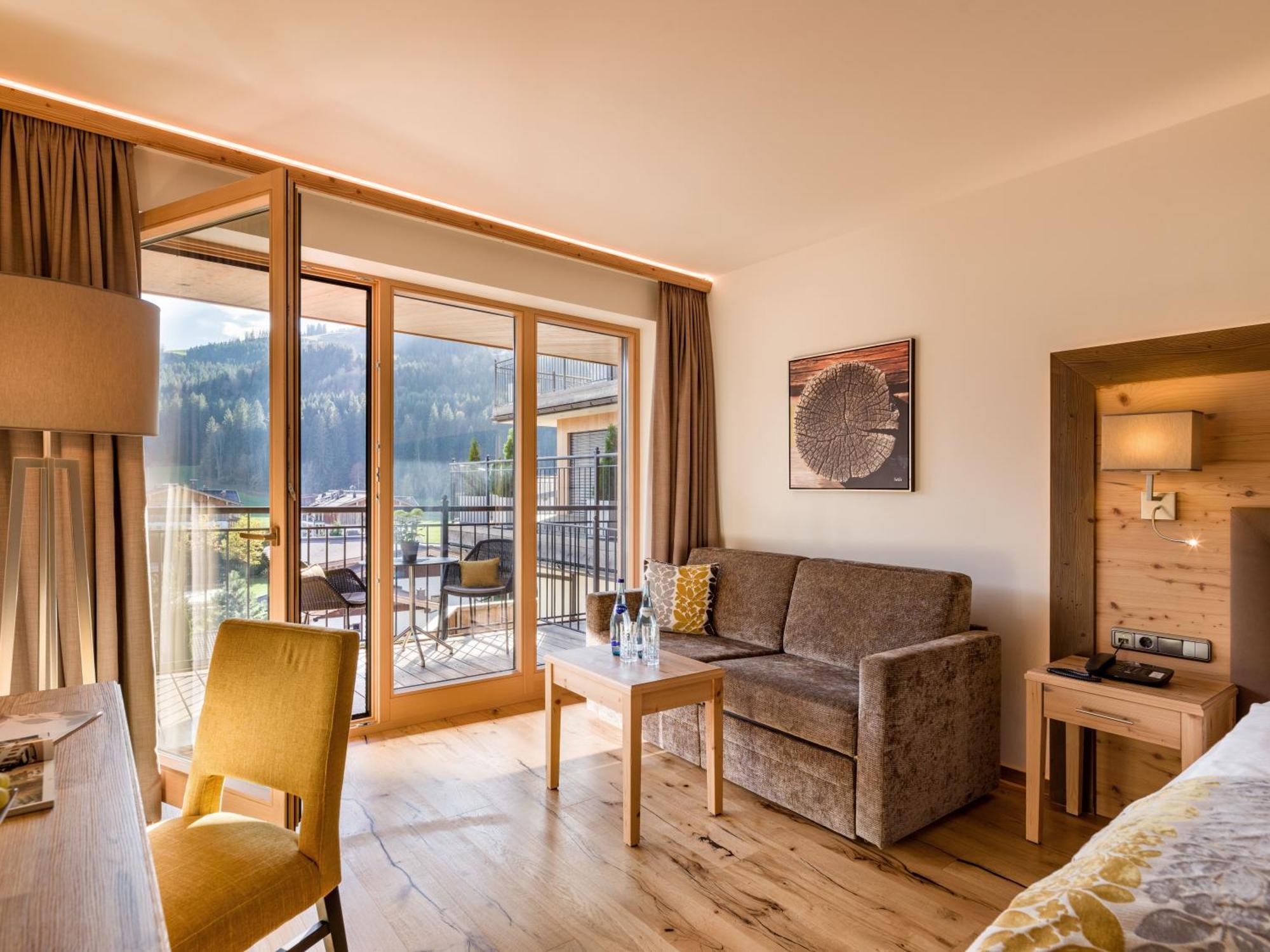 Hotel Zentral ****Superior Kirchberg in Tirol Eksteriør bilde