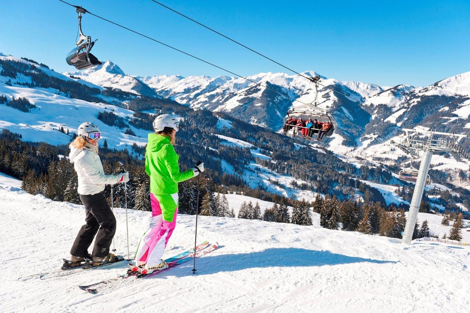 Hotel Zentral ****Superior Kirchberg in Tirol Eksteriør bilde